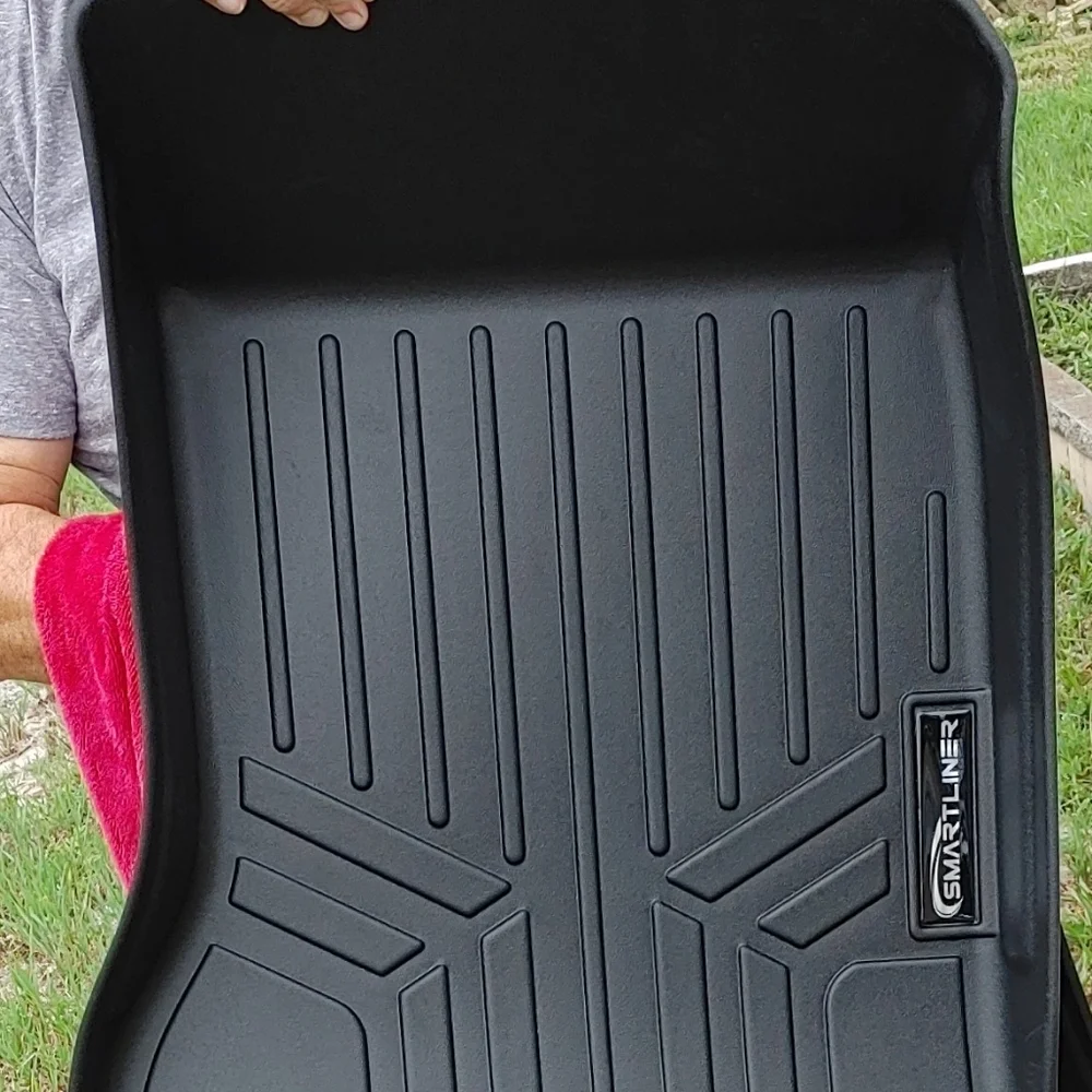 Mercedes-Benz All Weather Floor Mats - Picture 4 of 9